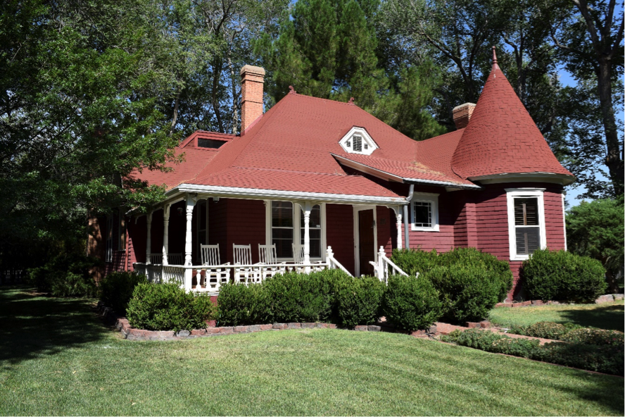 Queen Anne Home - Historic Building Preservation